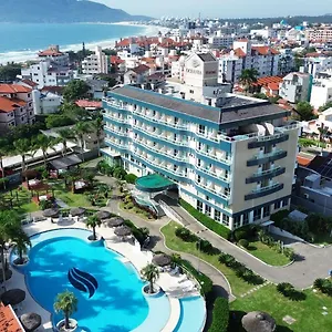 4* Hotel Oceania Park & Convention